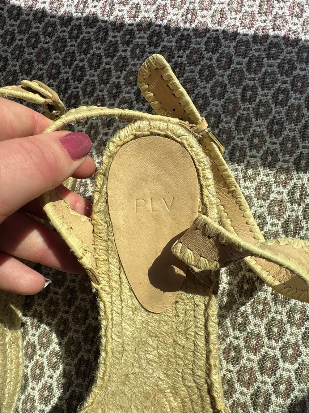 POUR LA VICTORIE PLV Rian Leather Wedges Size 6.5